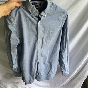 Tommy Hilfiger Light Blue Button Down shirt M